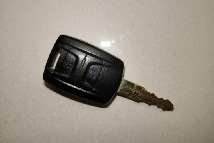 Used Wuling Hongguang V 2022 1.5L Jingqu Edition Electric-Assist LAR Vehicle Key