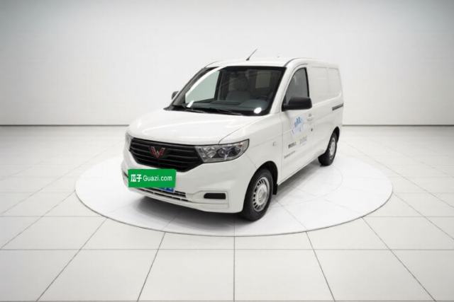 Used Wuling Hongguang V 2022 1.5L Jingqu Edition Enclosed-Window Vehicle with Electric Power Steering LAR