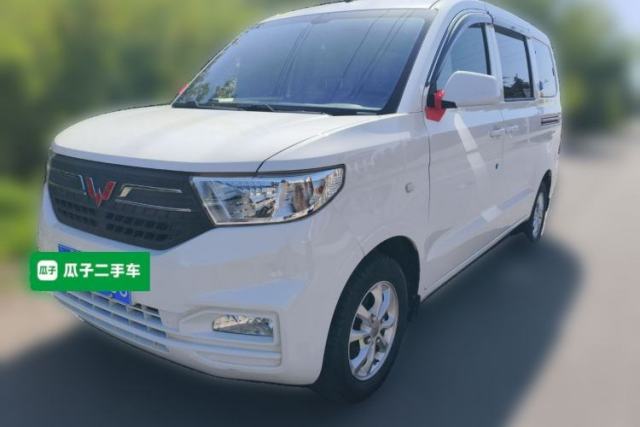 Used Wuling Hongguang V 2022 1.5L Jingqu Version Hydraulic Power Steering LAR