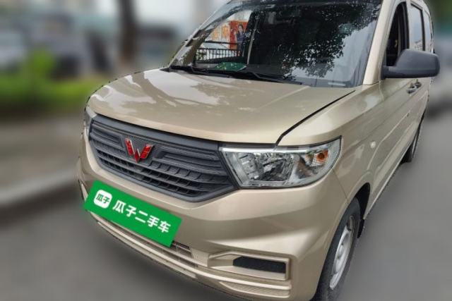 Used Wuling Hongguang V 2022 1.5L Jingqu Edition Electric-Assist LAR