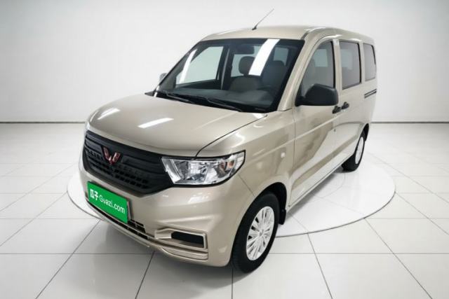 Wuling Hongguang V 2022 1.5L Jingqu Edition Electric-Assist LAR с пробегом