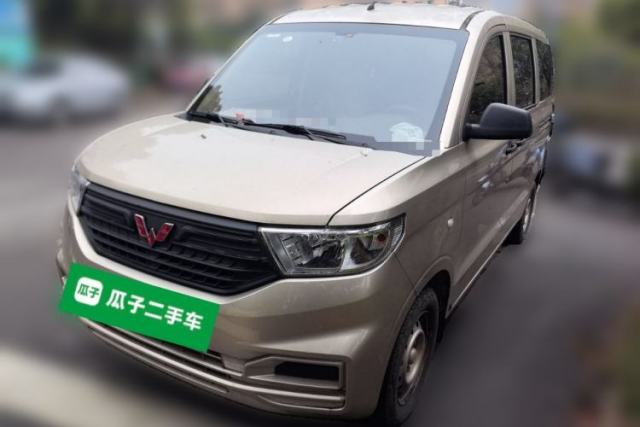 Used Wuling Hongguang V 2022 1.5L Jingqu Version Hydraulic Power Steering LAR