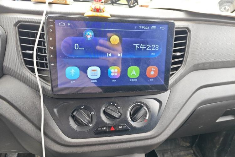 Used Wuling Hongguang V 2022 1.5L Jingqu Edition Electric-Assist LAR Audio And AC Panel
