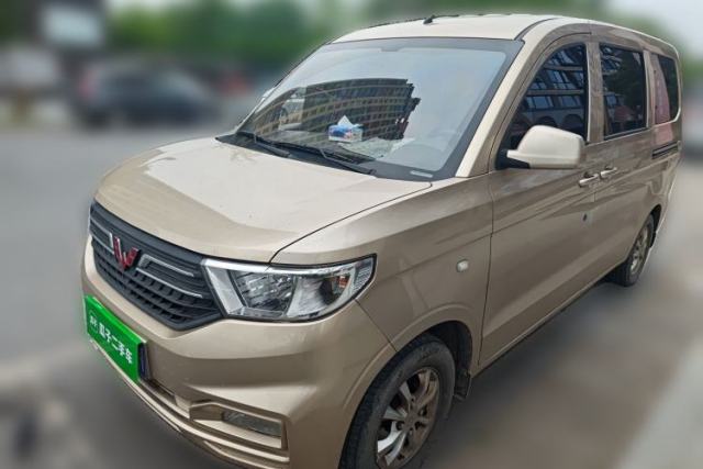 Used Wuling Hongguang V 2022 1.5L Jingqu Edition Electric-Assist LAR