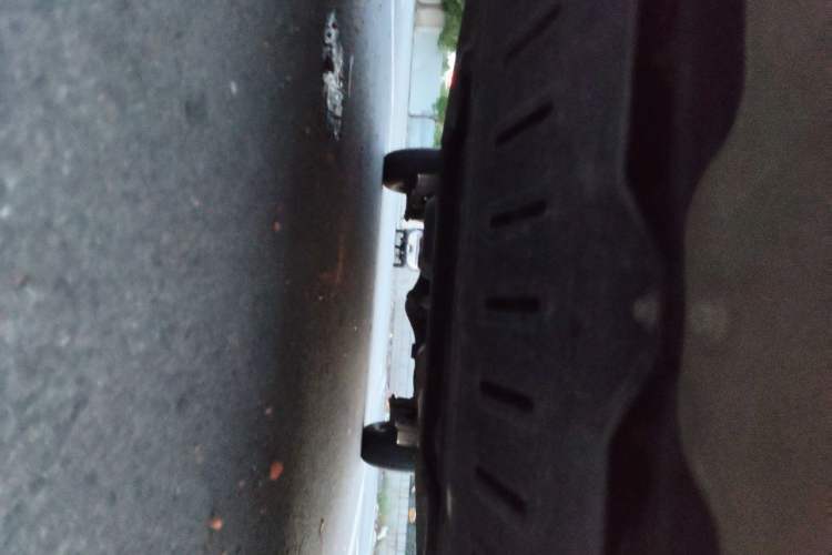 Used Wuling Hongguang V 2022 1.5L Jingqu Edition Electric-Assist LAR Chassis Front