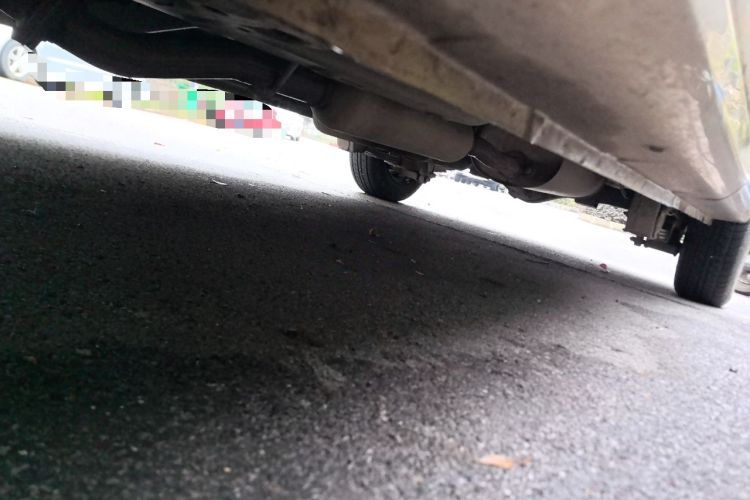 Used Wuling Hongguang V 2022 1.5L Jingqu Version Hydraulic Power Steering LAR Chassis Front Left