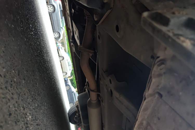 Used Wuling Hongguang V 2022 1.5L Jingqu Edition Electric-Assist LAR Chassis Front Left