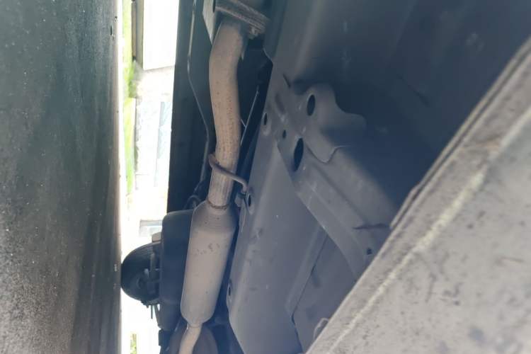 Used Wuling Hongguang V 2022 1.5L Jingqu Edition Electric-Assist LAR Chassis Front Left
