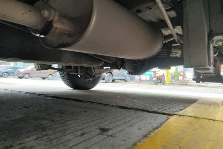 Used Wuling Hongguang V 2022 1.5L Jingqu Version Hydraulic Power Steering LAR Chassis Front Left