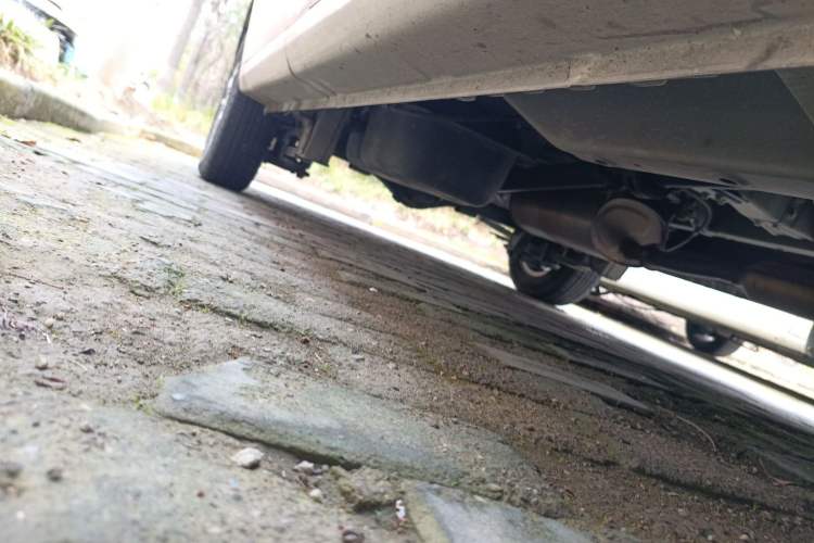 Used Wuling Hongguang V 2022 1.5L Jingqu Version Hydraulic Power Steering LAR Chassis Front Right