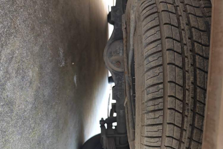Used Wuling Hongguang V 2022 1.5L Jingqu Version Hydraulic Power Steering LAR Chassis Rear