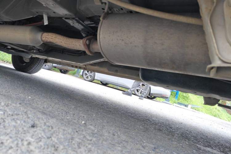 Used Wuling Hongguang V 2022 1.5L Jingqu Edition Electric-Assist LAR Chassis Rear Left