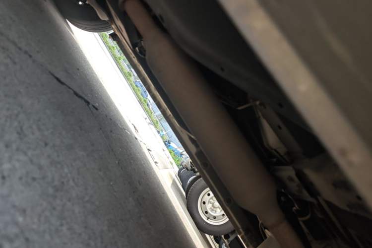 Used Wuling Hongguang V 2022 1.5L Jingqu Version Hydraulic Power Steering LAR Chassis Rear Left