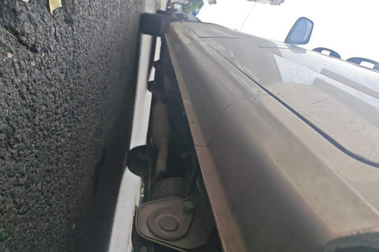 Used Wuling Hongguang V 2022 1.5L Jingqu Version Hydraulic Power Steering LAR Chassis Rear Left