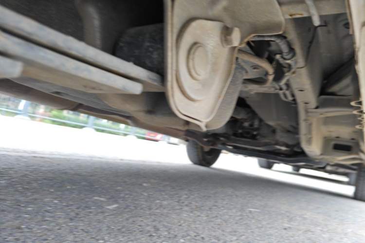 Used Wuling Hongguang V 2022 1.5L Jingqu Edition Electric-Assist LAR Chassis Rear Right
