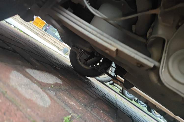 Used Wuling Hongguang V 2022 1.5L Enjoy Edition Hydraulic Power Steering LAR Chassis Rear Right