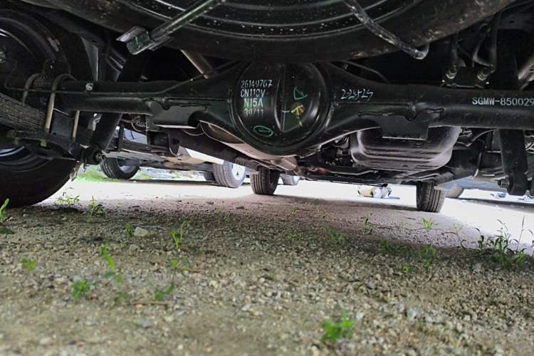 Used Wuling Hongguang V 2022 1.5L Jingqu Edition Electric-Assist LAR Chassis Rear