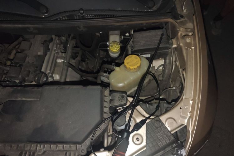Used Wuling Hongguang V 2022 1.5L Jingqu Version Hydraulic Power Steering LAR Engine Bay Left