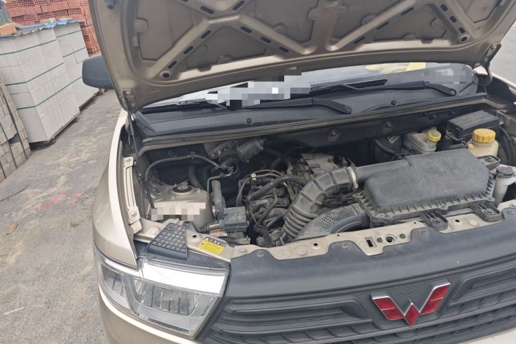 Used Wuling Hongguang V 2022 1.5L Enjoy Edition Hydraulic Power Steering LAR Engine Bay Right