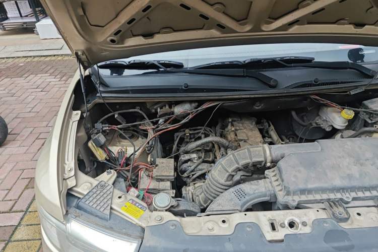 Used Wuling Hongguang V 2022 1.5L Enjoy Edition Hydraulic Power Steering LAR Engine Bay Right