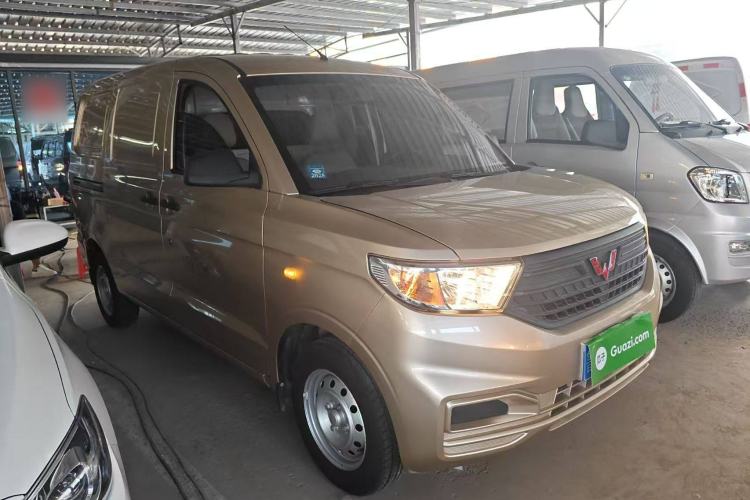 Used Wuling Hongguang V 2022 1.5L Jingqu Edition Enclosed-Window Vehicle with Electric Power Steering LAR Exterior 2