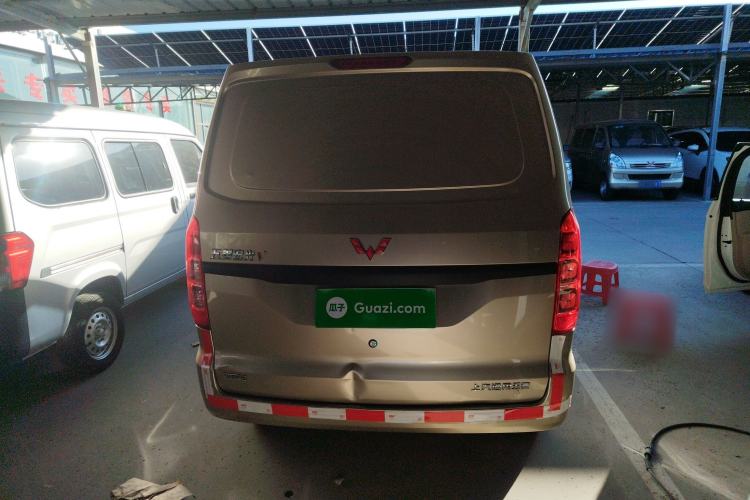 Used Wuling Hongguang V 2022 1.5L Jingqu Edition Enclosed-Window Vehicle with Electric Power Steering LAR Exterior 4