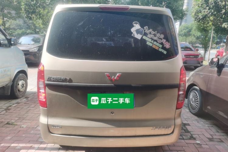 Used Wuling Hongguang V 2022 1.5L Jingqu Version Hydraulic Power Steering LAR Exterior 4