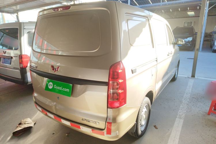 Used Wuling Hongguang V 2022 1.5L Jingqu Edition Enclosed-Window Vehicle with Electric Power Steering LAR Exterior 5