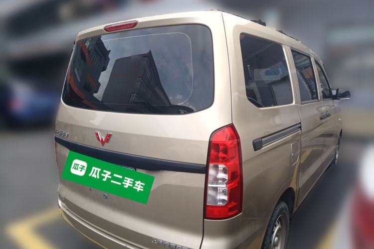Used Wuling Hongguang V 2022 1.5L Jingqu Edition Electric-Assist LAR Exterior 5