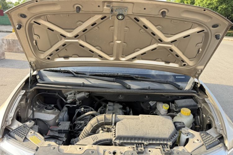 Used Wuling Hongguang V 2022 1.5L Enjoy Edition Hydraulic Power Steering LAR Exterior 6