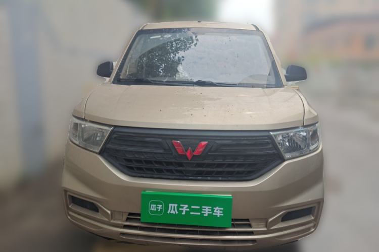 Used Wuling Hongguang V 2022 1.5L Jingqu Edition Enclosed-Window Vehicle with Hydraulic Power Steering LAR Front