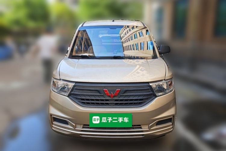 Used Wuling Hongguang V 2022 1.5L Jingqu Version Hydraulic Power Steering LAR Front
