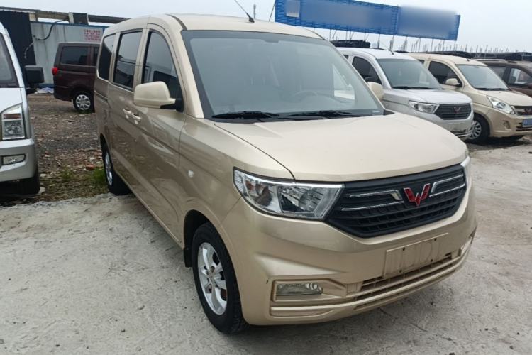 Used Wuling Hongguang V 2022 1.5L Enjoy Edition Electric-Powered LAR Front Right 45 Deg