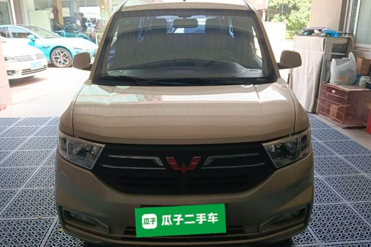 Used Wuling Hongguang V 2022 1.5L Enjoy Edition Hydraulic Power Steering LAR Front