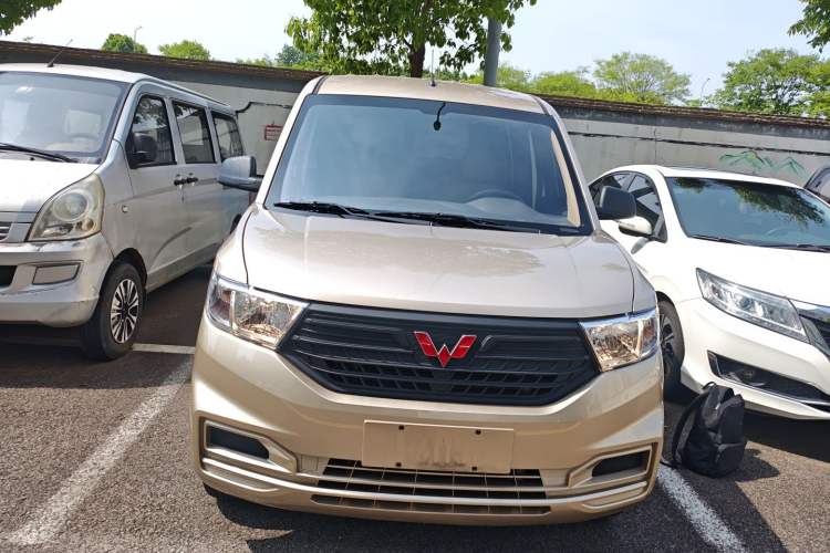 Used Wuling Hongguang V 2022 1.5L Jingqu Edition Electric-Assist LAR Front