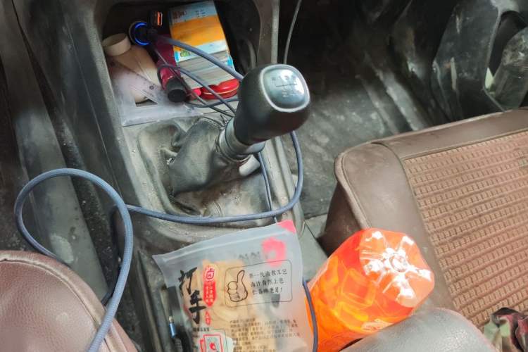Used Wuling Hongguang V 2022 1.5L Jingqu Version Hydraulic Power Steering LAR Gear Lever