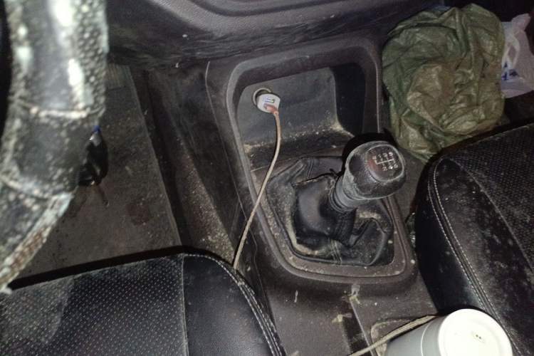 Used Wuling Hongguang V 2022 1.5L Jingqu Edition Electric-Assist LAR Gear Lever