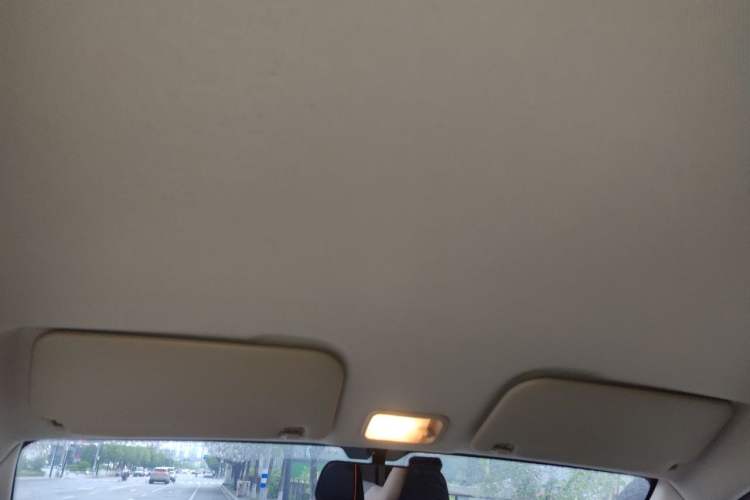 Used Wuling Hongguang V 2022 1.5L Jingqu Edition Electric-Assist LAR Headliner