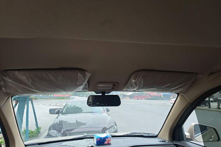 Used Wuling Hongguang V 2022 1.5L Jingqu Edition Electric-Assist LAR Headliner