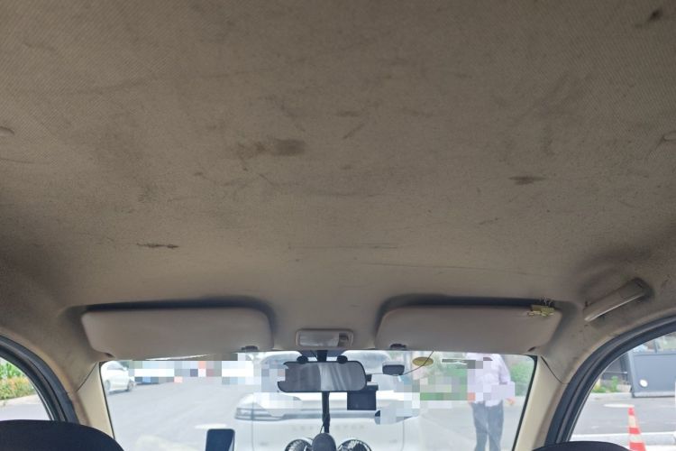 Used Wuling Hongguang V 2022 1.5L Enjoy Edition Hydraulic Power Steering LAR Headliner