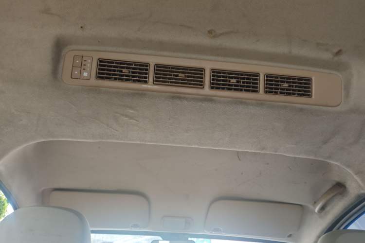 Used Wuling Hongguang V 2022 1.5L Jingqu Edition Electric-Assist LAR Headliner