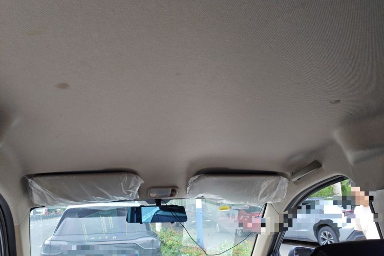 Used Wuling Hongguang V 2022 1.5L Jingqu Edition Electric-Assist LAR Headliner