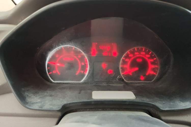 Used Wuling Hongguang V 2022 1.5L Jingqu Version Hydraulic Power Steering LAR Instrument Cluster