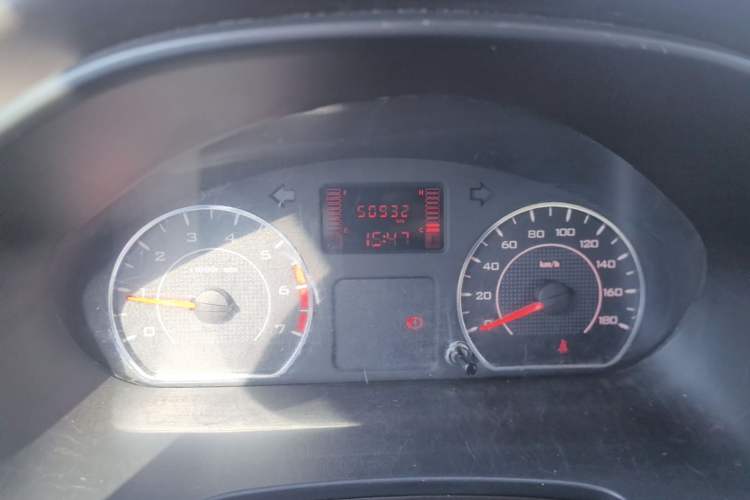 Used Wuling Hongguang V 2022 1.5L Jingqu Edition Electric-Assist LAR Instrument Cluster