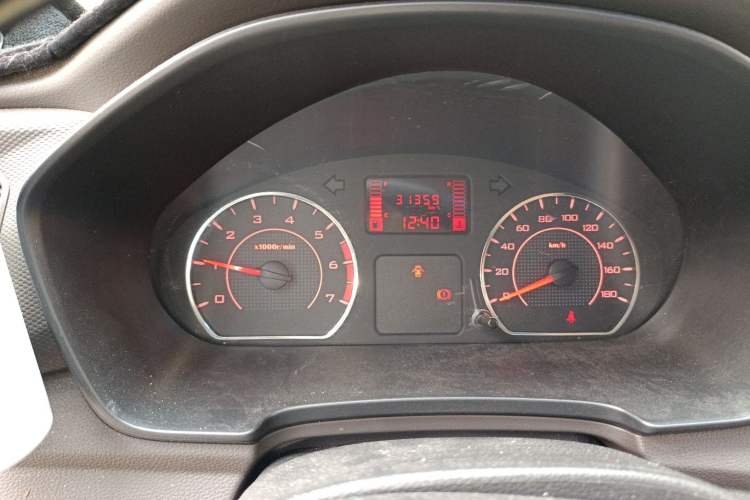 Used Wuling Hongguang V 2022 1.5L Jingqu Version Hydraulic Power Steering LAR Instrument Cluster