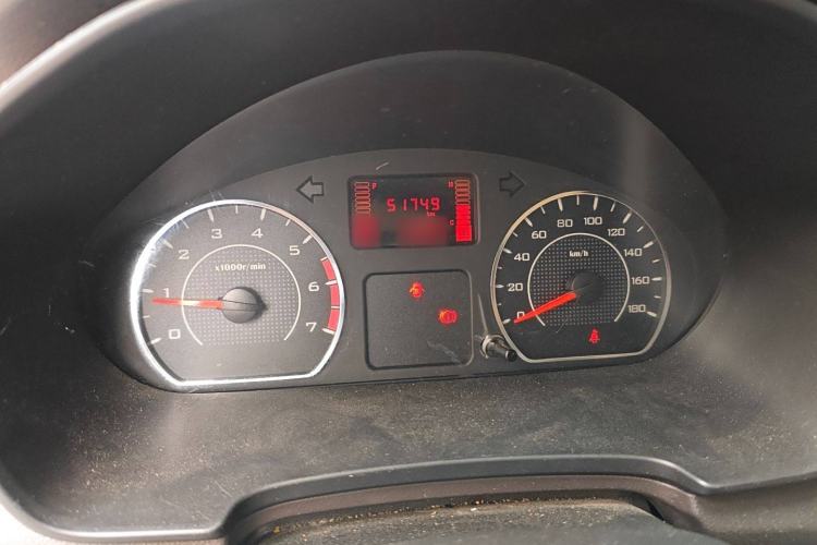 Used Wuling Hongguang V 2022 1.5L Jingqu Edition Enclosed-Window Vehicle with Electric Power Steering LAR Instrument Cluster