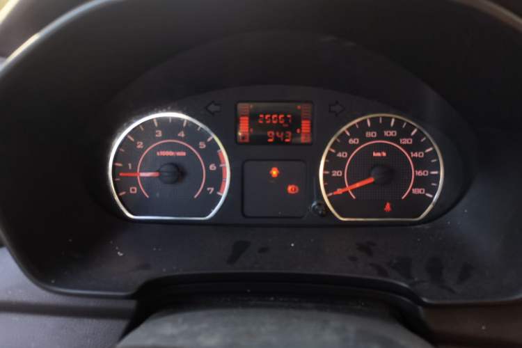 Used Wuling Hongguang V 2022 1.5L Jingqu Edition Electric-Assist LAR Instrument Cluster