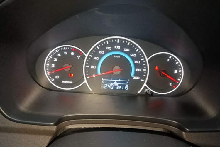 Used Wuling Hongguang V 2022 1.5L Enjoy Edition Electric-Powered LAR Instrument Cluster