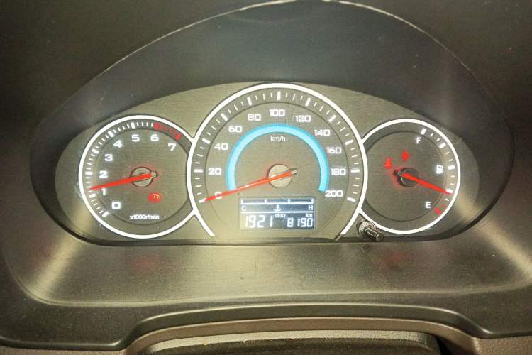Used Wuling Hongguang V 2022 1.5L Enjoy Edition Electric-Powered LAR Instrument Cluster