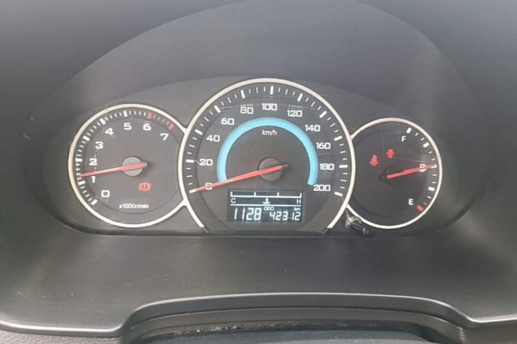 Used Wuling Hongguang V 2022 1.5L Enjoy Edition Hydraulic Power Steering LAR Instrument Cluster